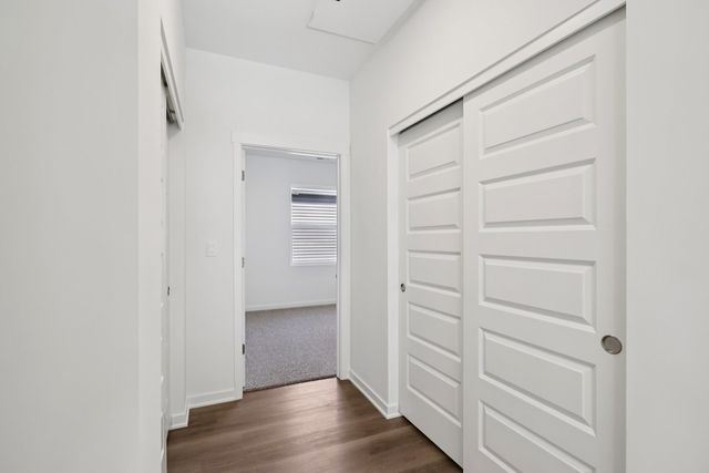 14708 S Azalia Circle, Plainfield, IL 60544