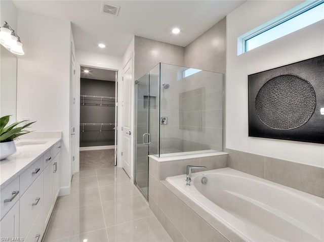 17286 Willow Tree LN, North Fort Myers, FL 33917