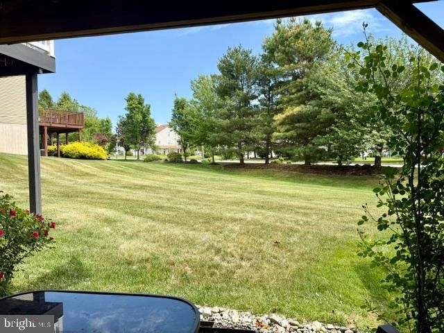 81 PEBBLE LN, Blackwood, NJ 08012