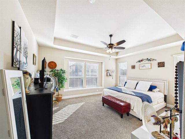 309 Pineview Lane, Ponder, TX 76259