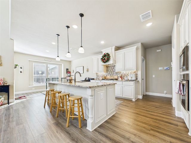 309 Pineview Lane, Ponder, TX 76259