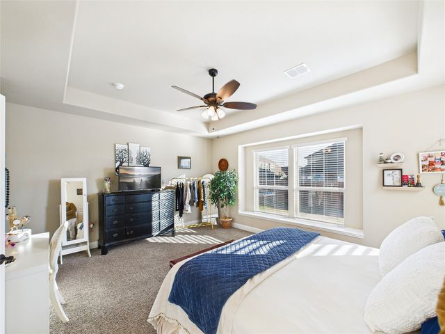 309 Pineview Lane, Ponder, TX 76259