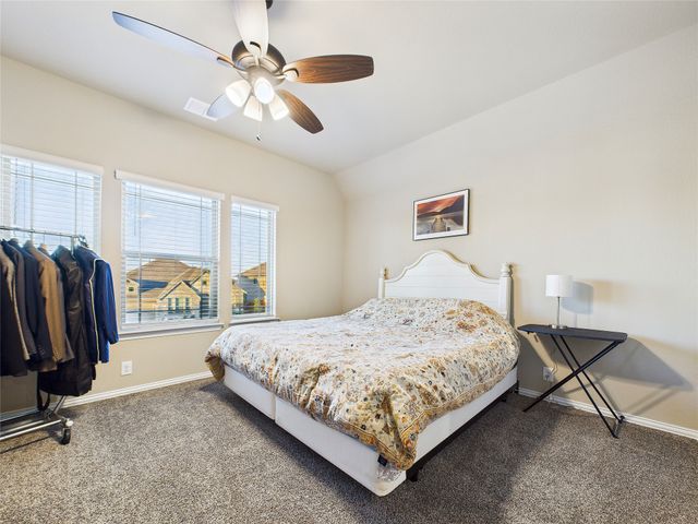 309 Pineview Lane, Ponder, TX 76259