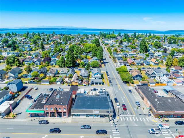 1906 Broadway, Everett, WA 98201