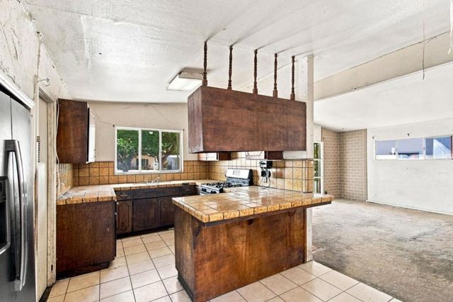 1561 Cross Way, San Jose, CA 95125