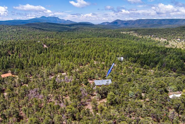 109 Carolino Canyon Road, Tijeras, NM 87059