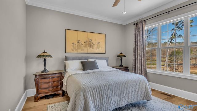 1067 Heritage Drive, Guntersville, AL 35976