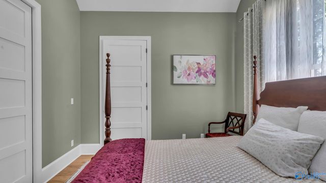 1067 Heritage Drive, Guntersville, AL 35976