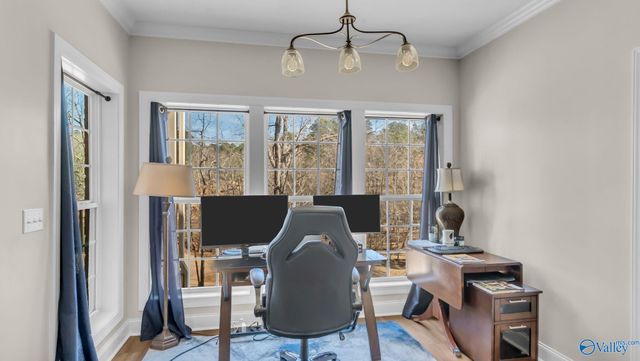 1067 Heritage Drive, Guntersville, AL 35976