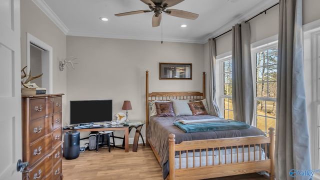 1067 Heritage Drive, Guntersville, AL 35976