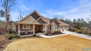 1067 Heritage Drive, Guntersville, AL 35976