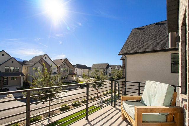 2329 N SUNMORE WAY, Lehi, UT 84048