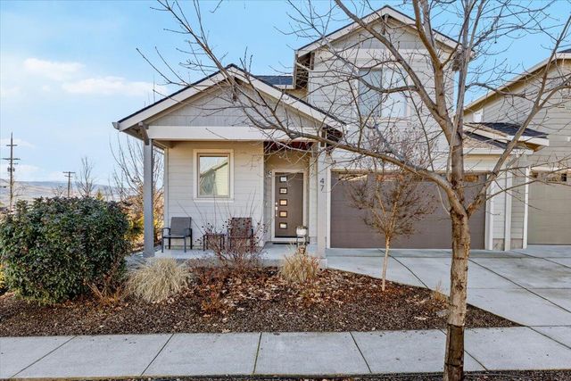 47 William Way, Talent, OR 97540