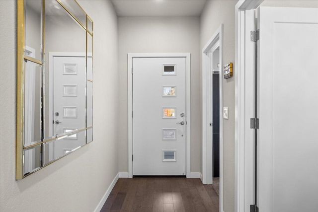 47 William Way, Talent, OR 97540