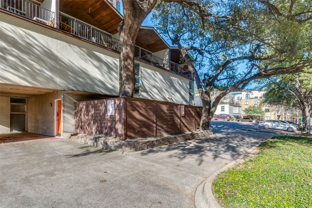 2711 Hood Street A, Dallas, TX 75219