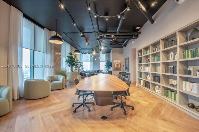 121 NE 5th St 3309, Miami, FL 33132