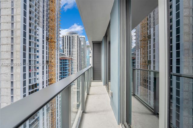121 NE 5th St 3309, Miami, FL 33132