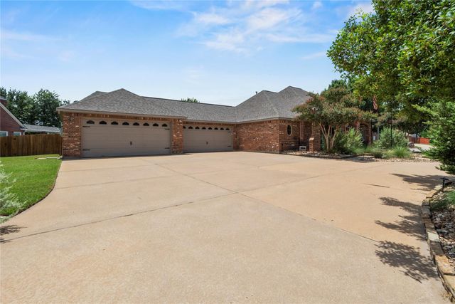 8606 Meadowview Court, Jersey Village, TX 77040