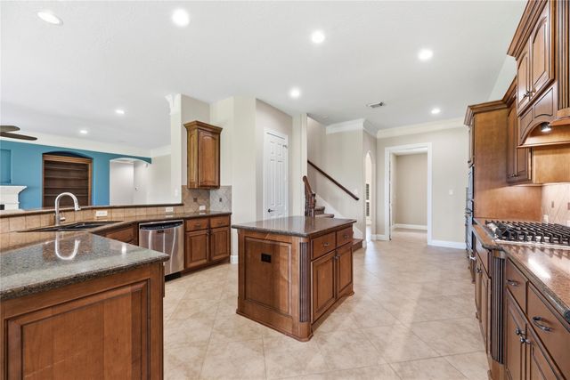 8606 Meadowview Court, Jersey Village, TX 77040
