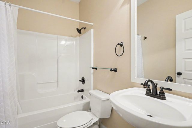 176 Braddock Drive, Lillington, NC 27546