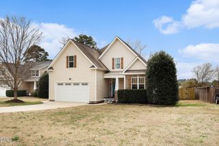 176 Braddock Drive, Lillington, NC 27546