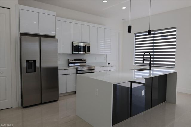 3113 56th ST W, Lehigh Acres, FL 33971