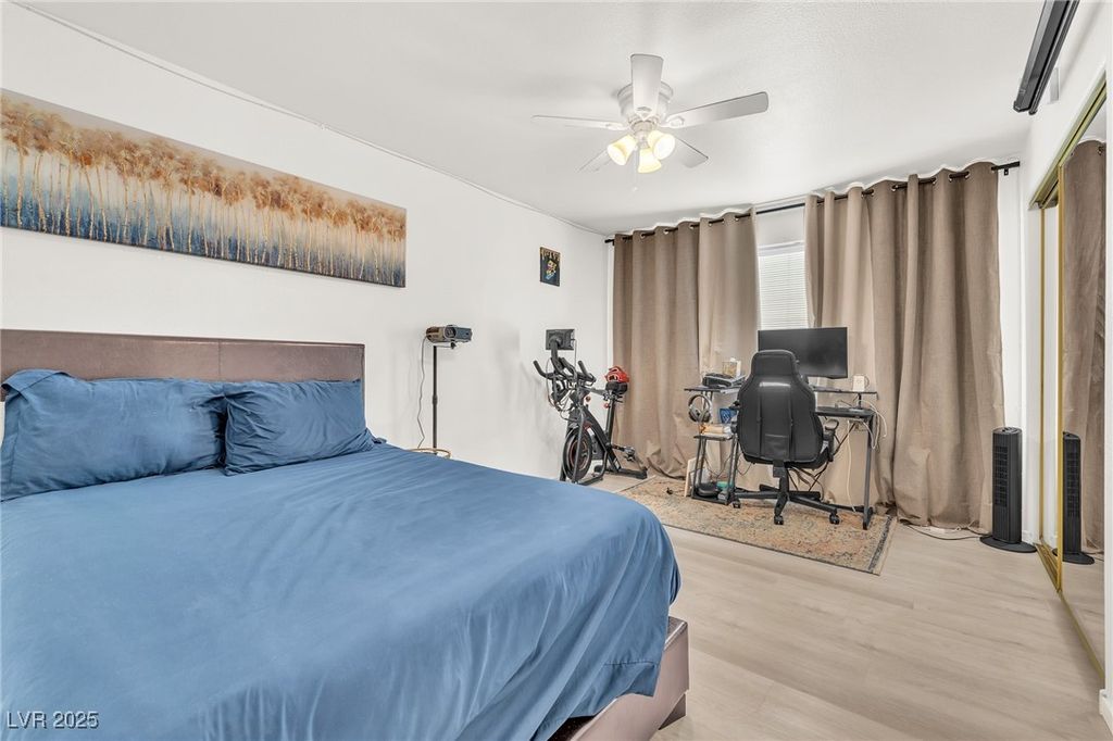 Image 12 of property listing at 3111 Key Largo Drive 204, Las Vegas, NV 89120