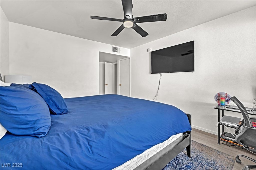 Image 18 of property listing at 3111 Key Largo Drive 204, Las Vegas, NV 89120