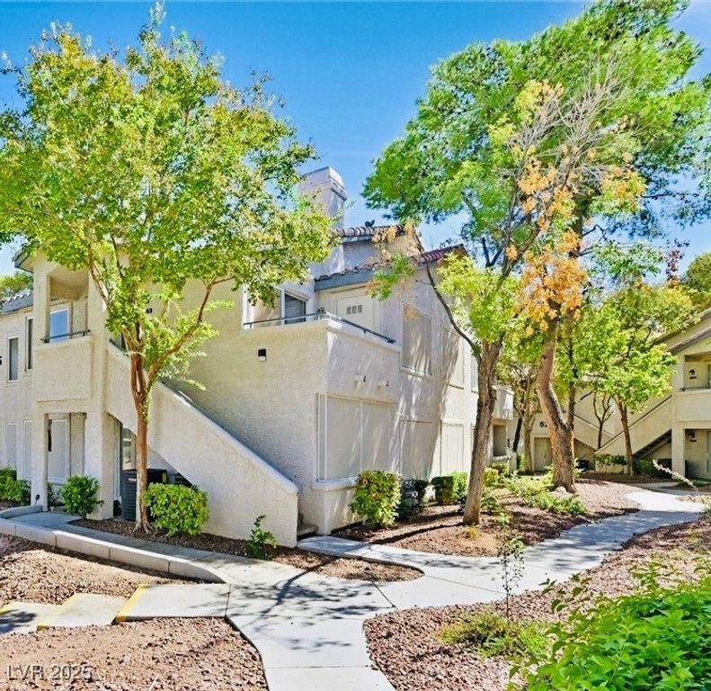 Image 23 of property listing at 3111 Key Largo Drive 204, Las Vegas, NV 89120