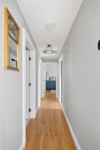 14 Valhalla Drive, Portsmouth, RI 02871