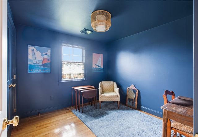 14 Valhalla Drive, Portsmouth, RI 02871