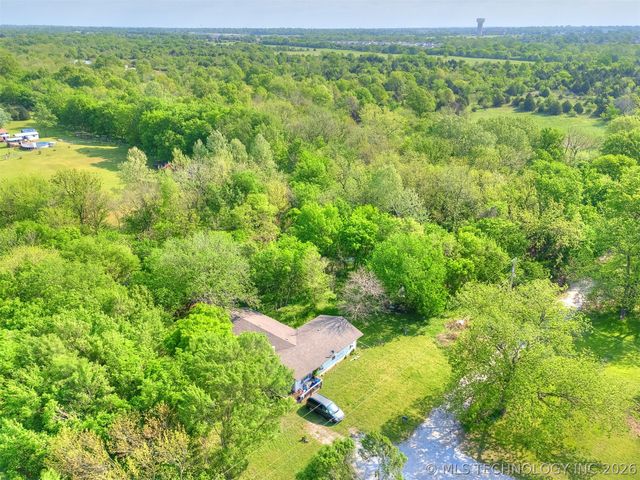 8801 E 98th Street N, Owasso, OK 74055