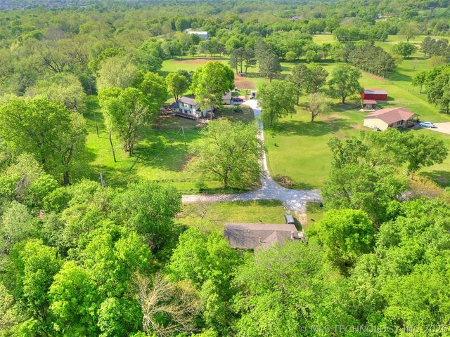 8801 E 98th Street N, Owasso, OK 74055