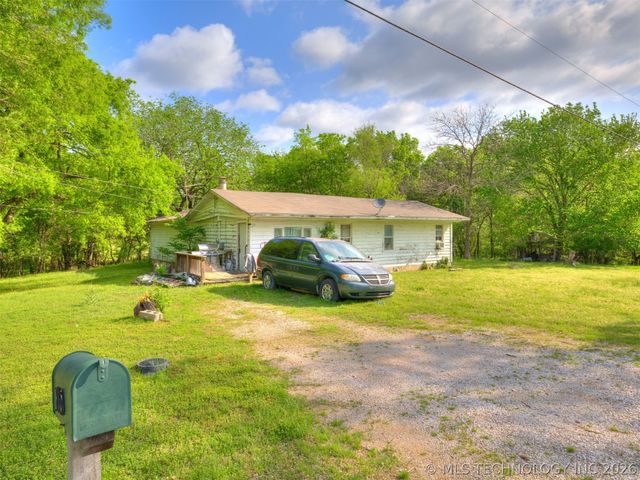 8801 E 98th Street N, Owasso, OK 74055