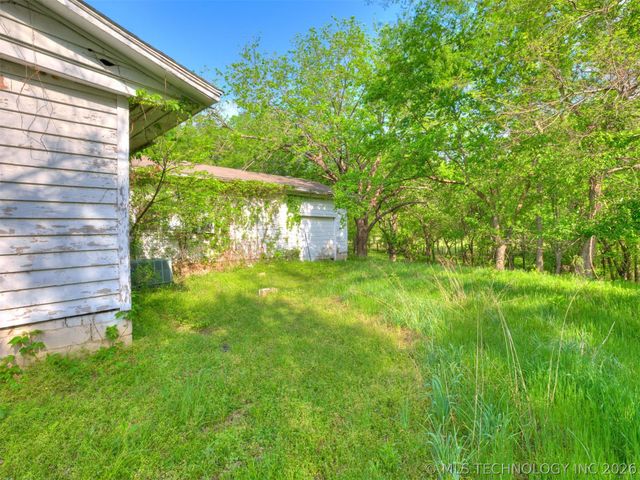 8801 E 98th Street N, Owasso, OK 74055