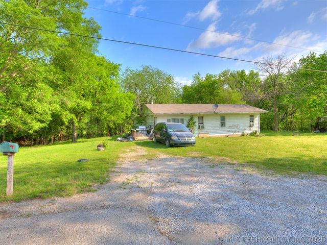8801 E 98th Street N, Owasso, OK 74055