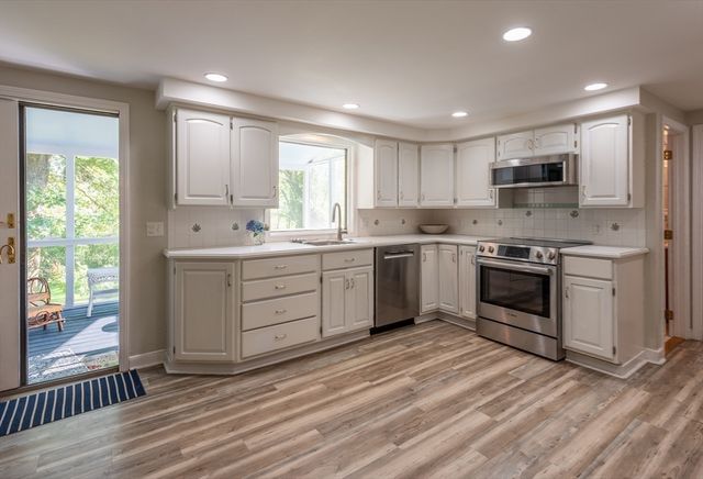 494 Asbury St, Hamilton, MA 01936