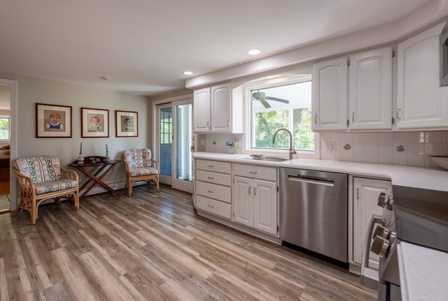 494 Asbury St, Hamilton, MA 01936