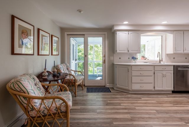 494 Asbury St, Hamilton, MA 01936