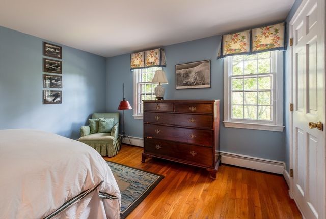 494 Asbury St, Hamilton, MA 01936