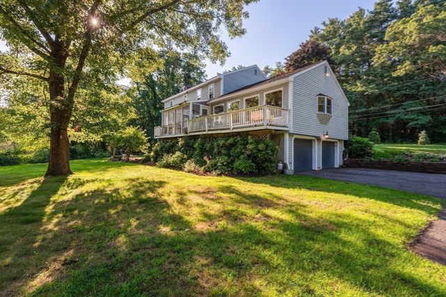 494 Asbury St, Hamilton, MA 01936