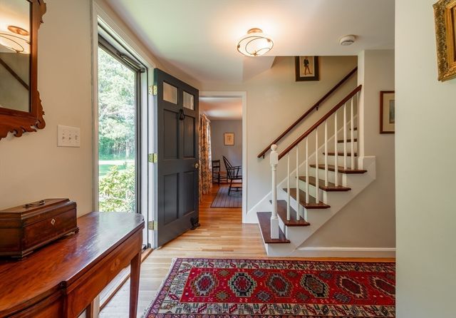 494 Asbury St, Hamilton, MA 01936