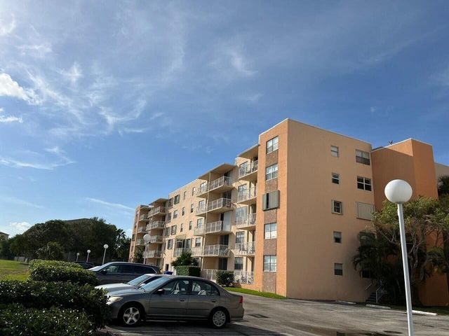 480 Executive Center Drive 4a, West Palm Beach, FL 33401