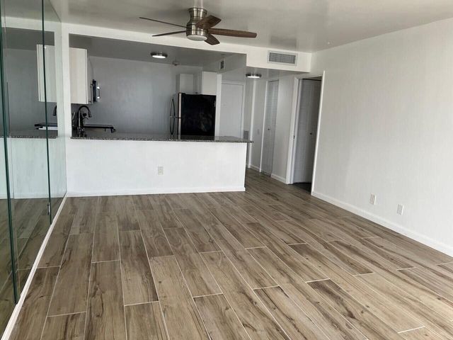 480 Executive Center Drive 4a, West Palm Beach, FL 33401