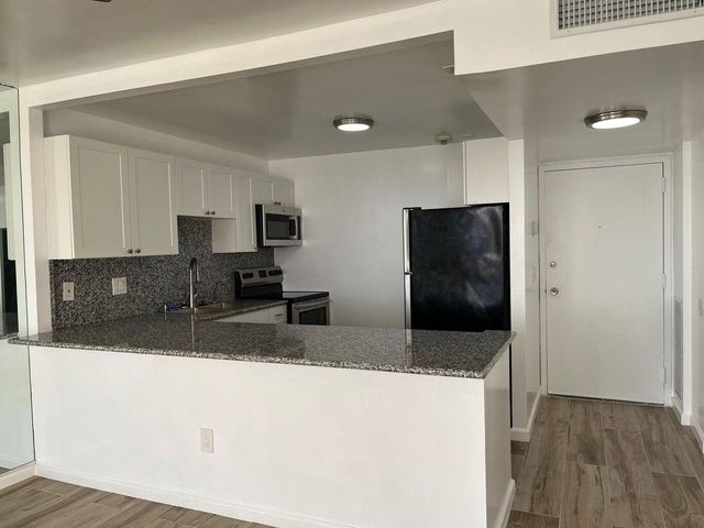 480 Executive Center Drive 4a, West Palm Beach, FL 33401
