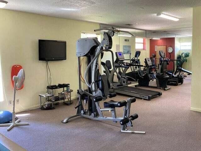 480 Executive Center Drive 4a, West Palm Beach, FL 33401