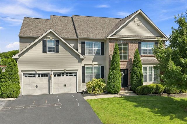 1161 Bramble Drive, Upper Macungie Twp, PA 18031