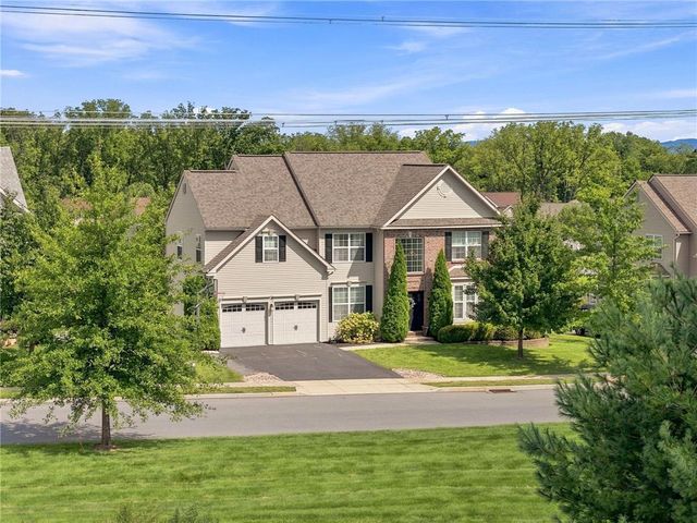 1161 Bramble Drive, Upper Macungie Twp, PA 18031