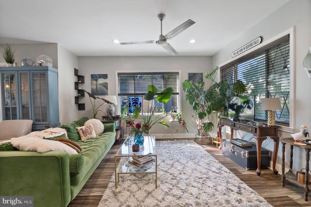 4401 GRAND VIEW AVE, Baltimore, MD 21211