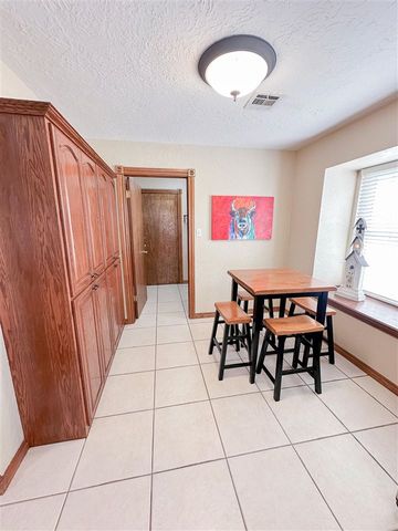 7818 NW Lawton, Lawton, OK 73505